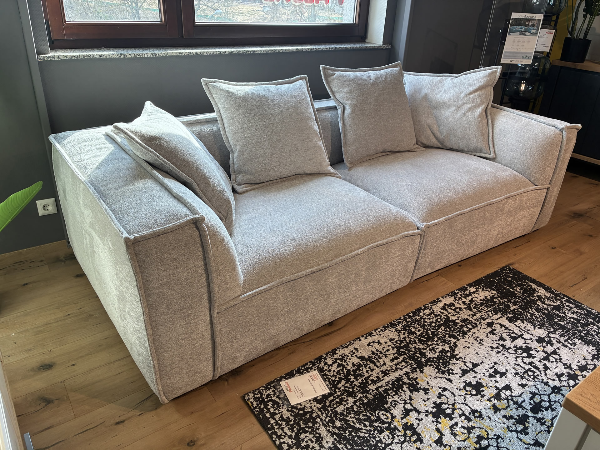 H&H Big-Sofa Bayonne